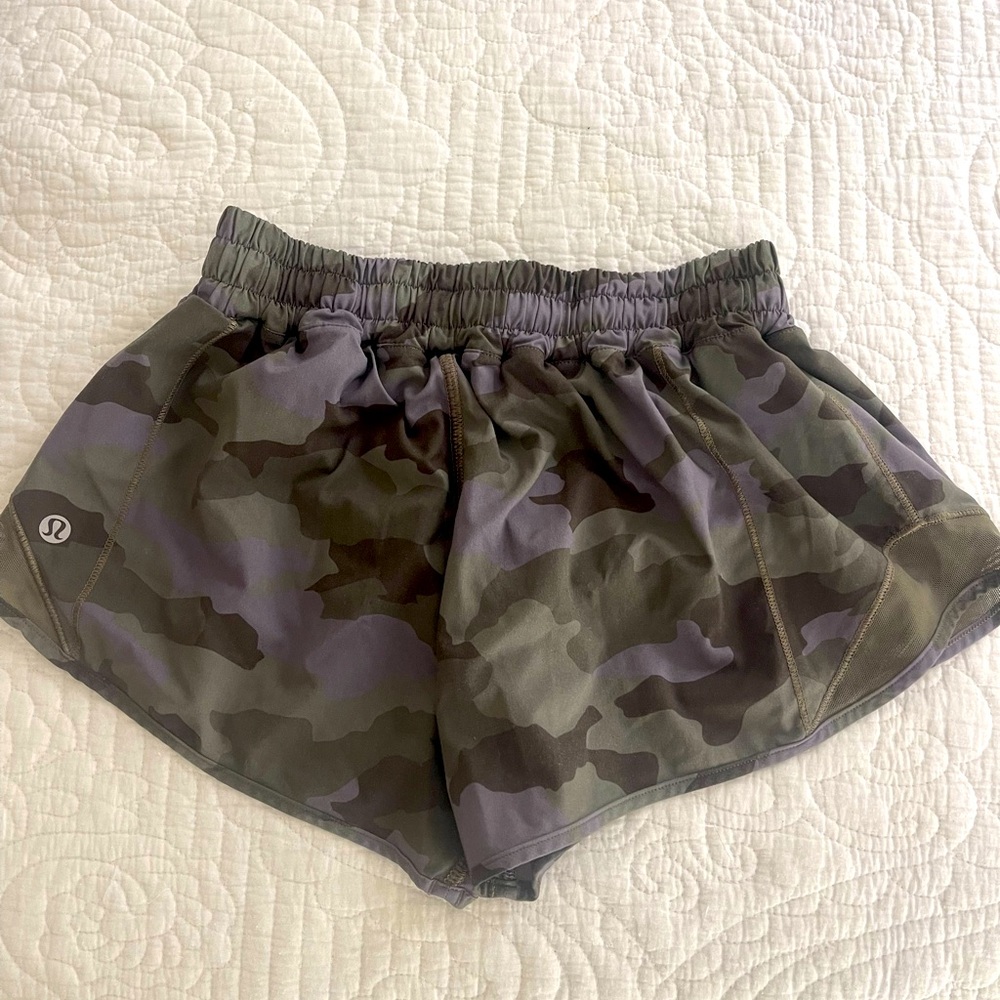 Lululemon Hotty Hot Shorts